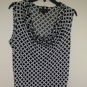 Ladies sleeveless tunic